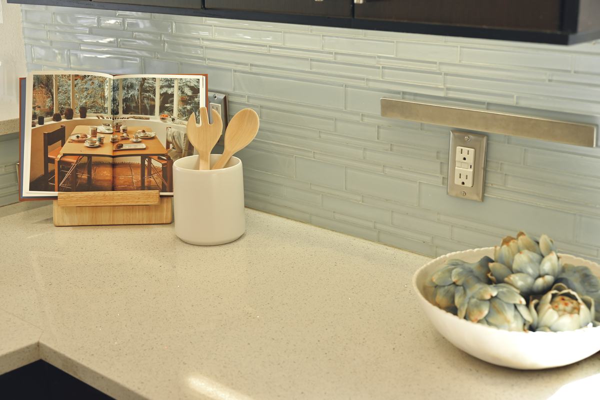 Kitchen staged by Top Staging And Design at the Bellevue project
