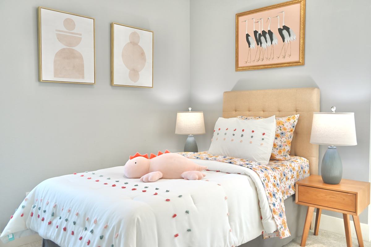 Kid's room staged by Top Staging And Design at the Issaquah project