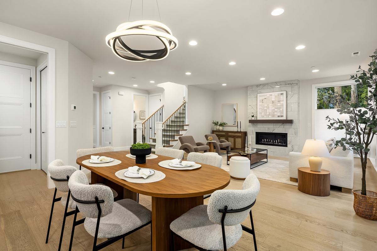Dining room staged by Top Staging And Design at the Sammamish project