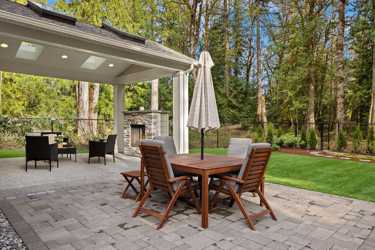 Patio staged by Top Staging And Design at the Sammamish project